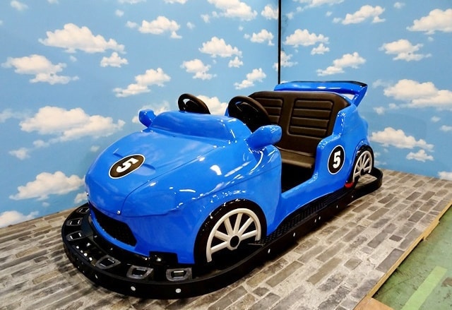 ブルー